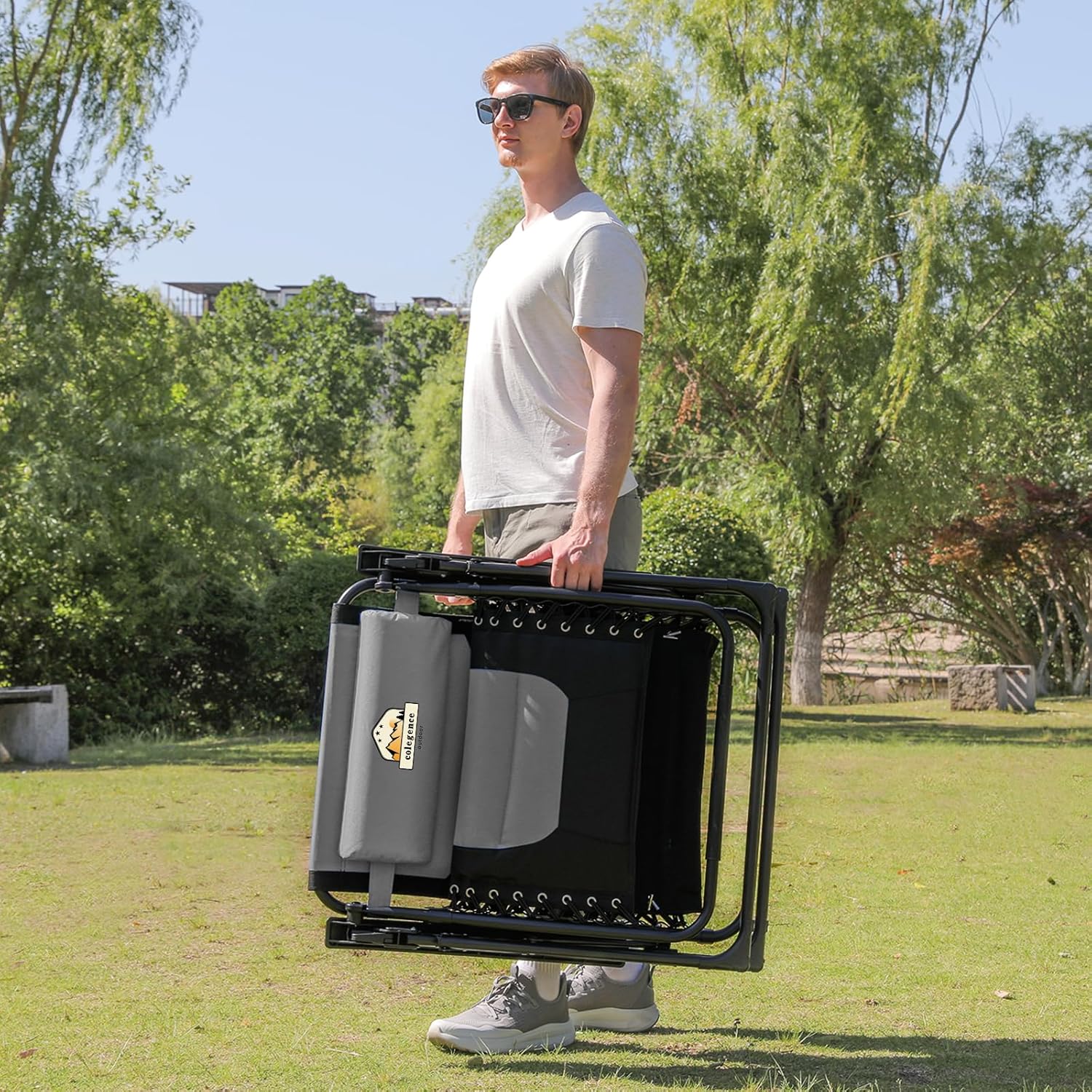 Oversized Padded Zero Gravity Lounge Chair, Foldable Patio Anti Gravity Reclining Chairs Folding Lawn Recliner with Cup Holder for Yard, Camping, Outdoor, Support 350 LBS, Black - Image 5